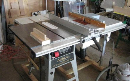 Used table saw with router table extension